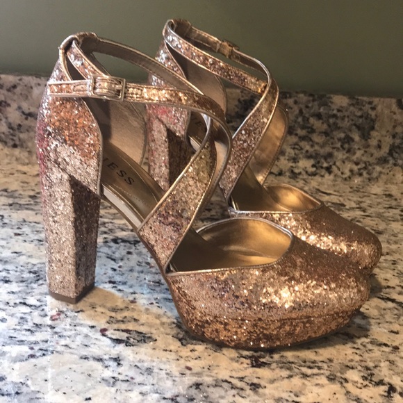 Guess Gold Glitter Heels - Picture 1 of 8
